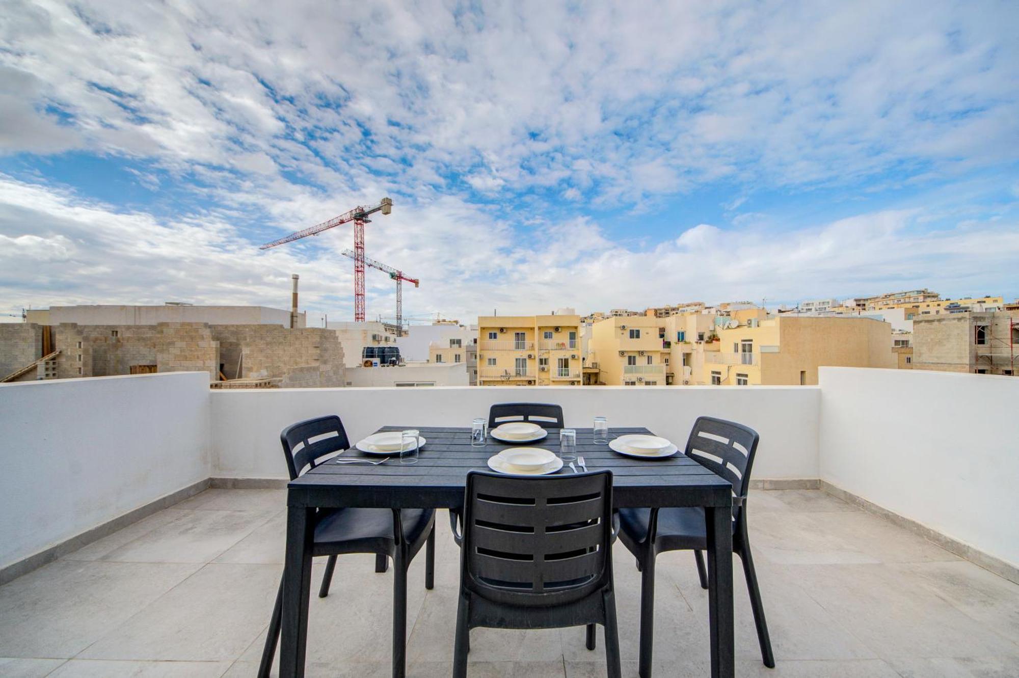 Marina Suites & Apartments - Self Catering - By Tritoni Hotels Gzira Buitenkant foto