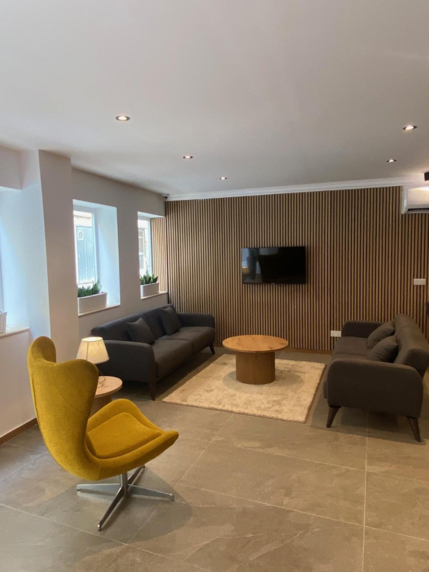 Marina Suites & Apartments - Self Catering - By Tritoni Hotels Gzira Buitenkant foto
